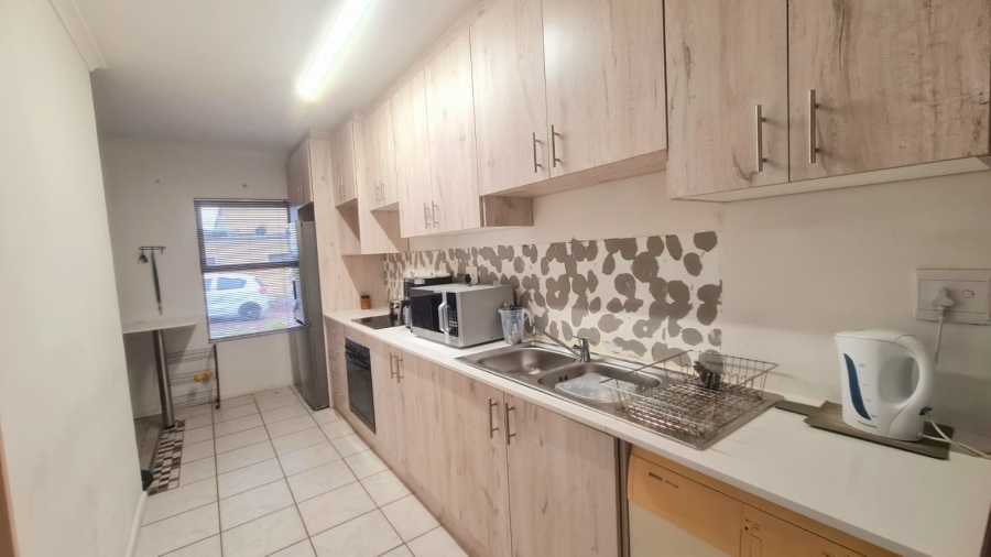 To Let 2 Bedroom Property for Rent in Bardale Village Western Cape